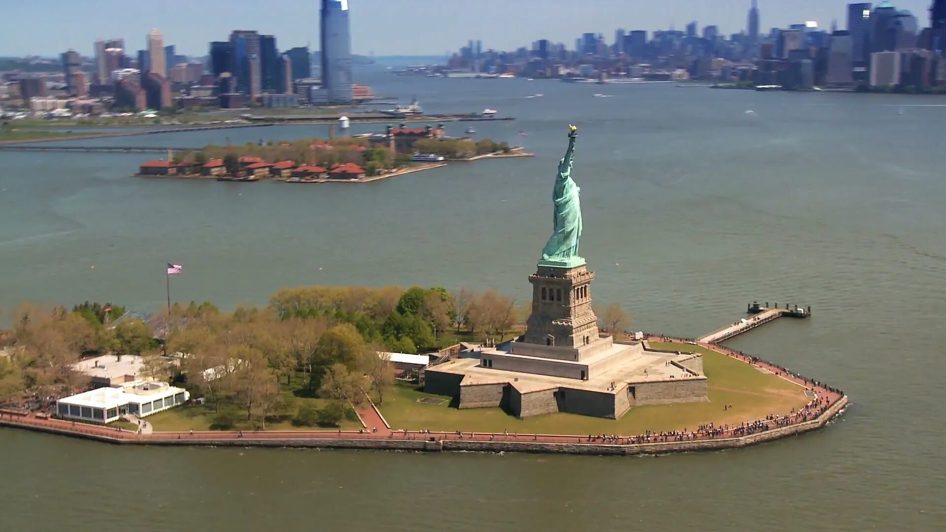 Элис острова. Остров Эллис Нью Йорк. Остров Эллис и статуя свободы. Остров свободы Нью-Йорк. Либерти (остров).