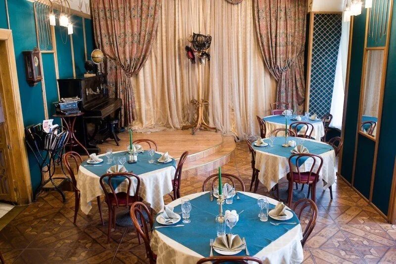 Старинный ресторан санкт-петербург. Старая таможня ресторан санкт-петербург. Старый баку ресторан. Старая таможня ресторан спб официальный сайт. Старое кафе спб.