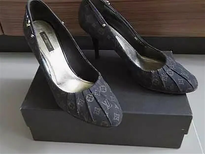 Туфли louis vuitton. Туфли louis vuitton. Туфли lv каблук. Туфли louis vuitton. Туфли луи виттон каблук.