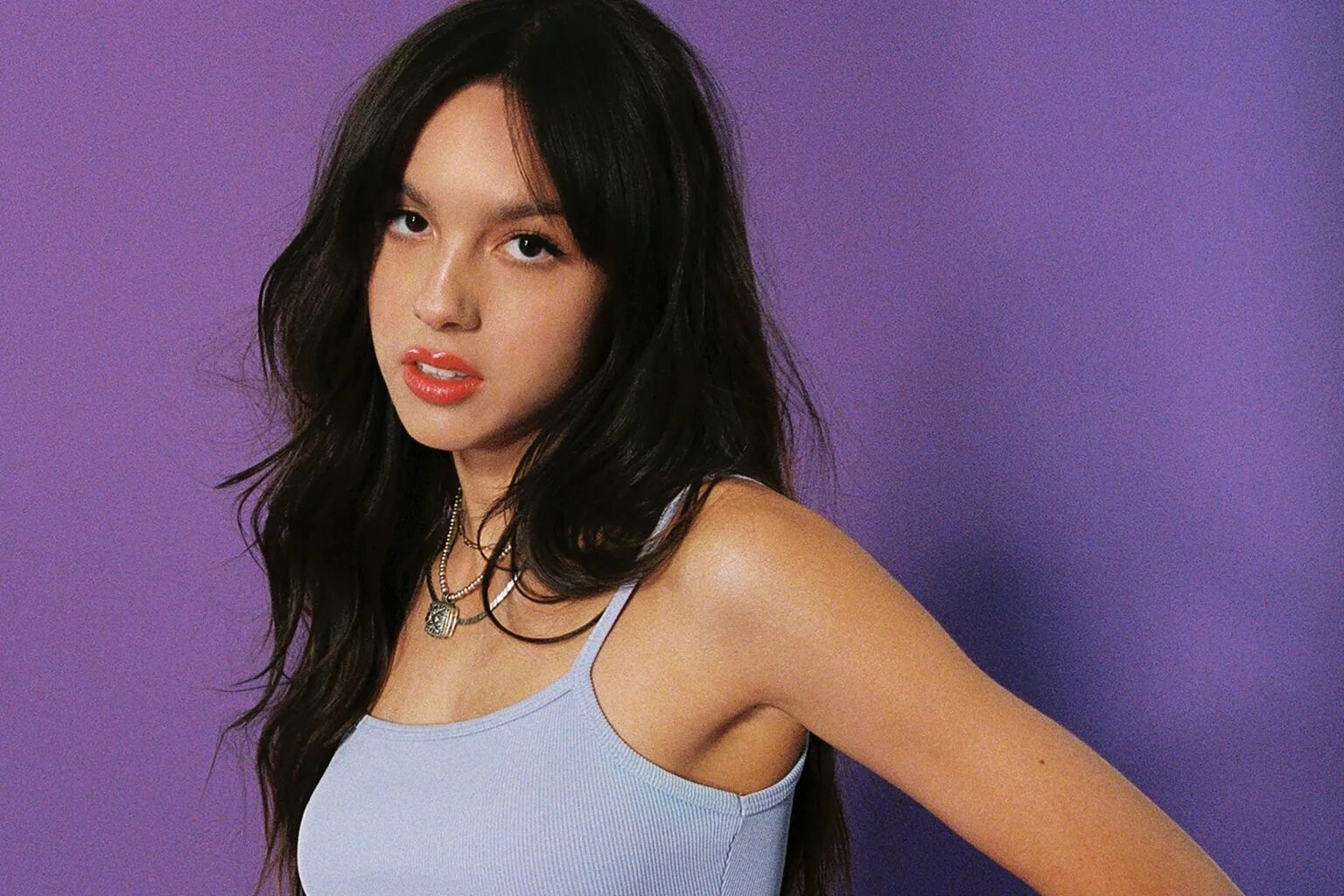 Olivia rodrigo album. Good 4 u olivia rodrigo обложка. Olivia rodrigo album. Olivia rodrigo good 4. Olivia rodrigo good 4.