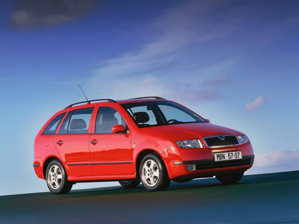 4 1 поколение. Skoda fabia 1 поколение. 4. 4 1 поколение. Шкода фабия седан 2001.