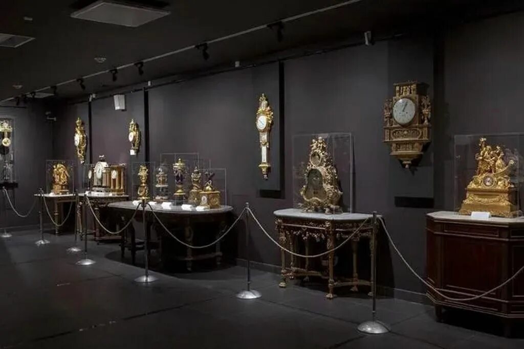 Выставка часы и музыкальные механизмы из собрания эрмитажа. Выставка часов название. Выставка часов. Выставка часы и музыкальные механизмы из собрания эрмитажа. Выставка часов в санкт петербурге.