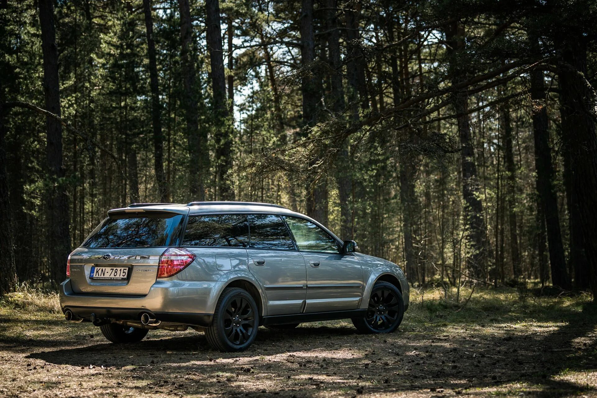 Субару аутбек задний купить. Subaru Outback 3.0. Субару Аутбек 3 поколения. Субару Аутбек 3 2006. Subaru Outback b15.