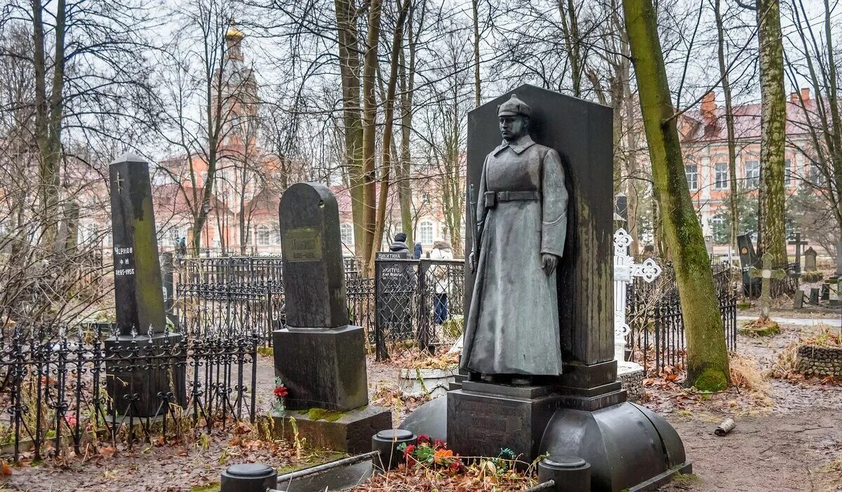 Найти могилу в петербурге. Казачье кладбище александро-невской лавры санкт-петербург. александро-невская лавра казачье кладбище. александро-невская лавра в санкт-петербурге могилы. александро невская лавра кладбище.