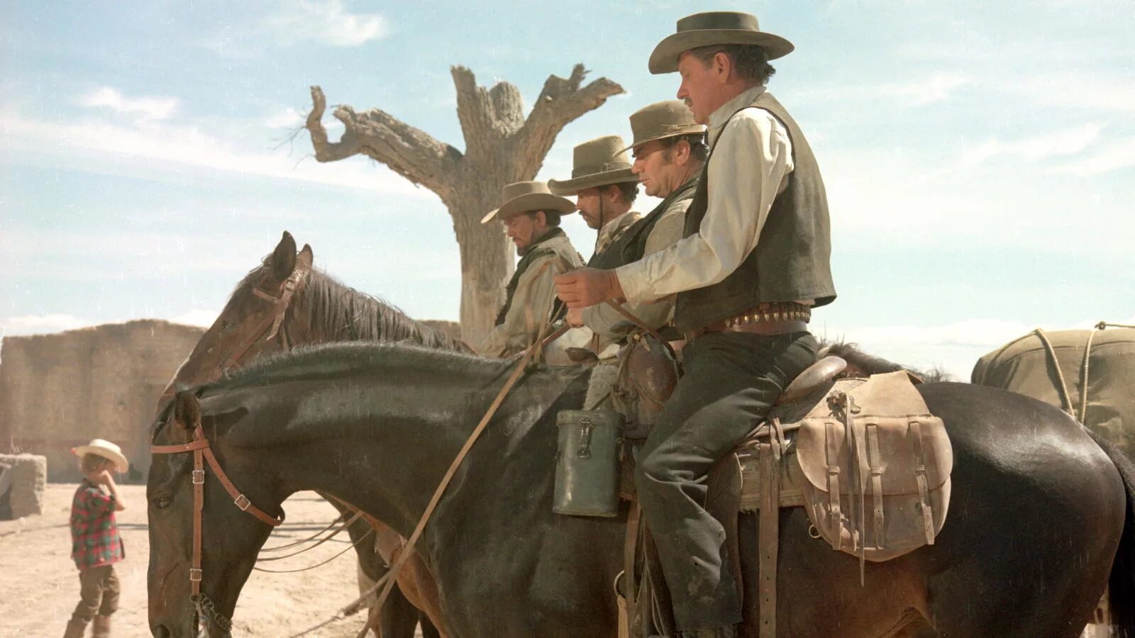 Сентрал кост вестерн. Дикая банда фильм 1969. дикая банда  the wild bunch, 1969. сэм пекинпа.. «дикой бандой» сэма пекинпа (1969).. вестерн 2009 маасик.