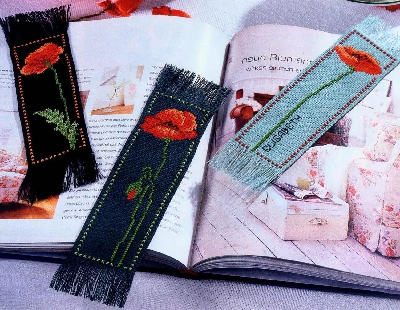Как вышить книгу