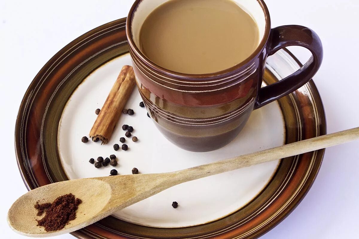 Масала рецепт. Черный чай масала. Чай индийский "масала". Масала чай Chamraj. Голубая масала чай.
