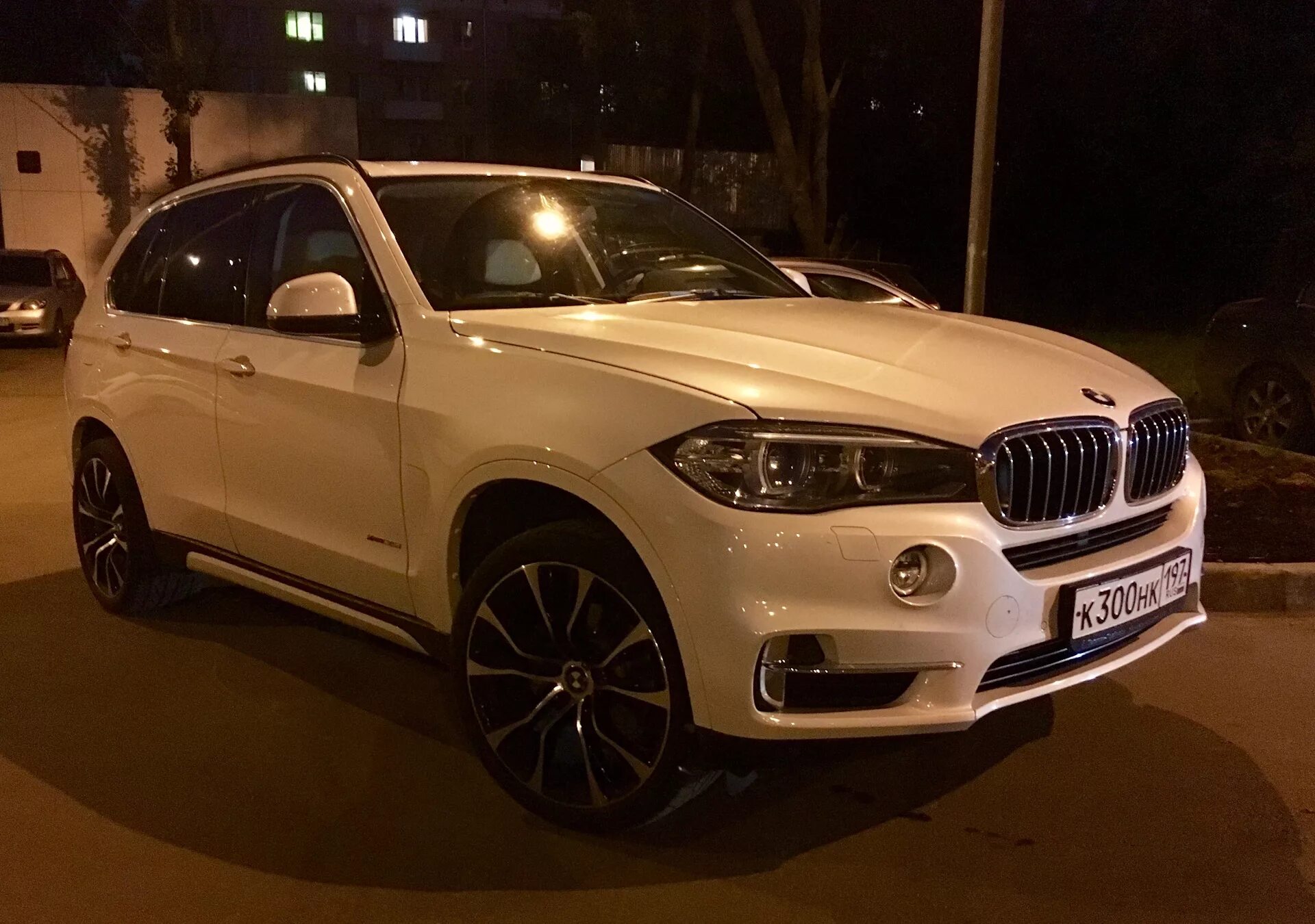 Владелец х5. Минусы БМВ. БМВ х5 отзывы. Плюсы и минусы BMW x5.