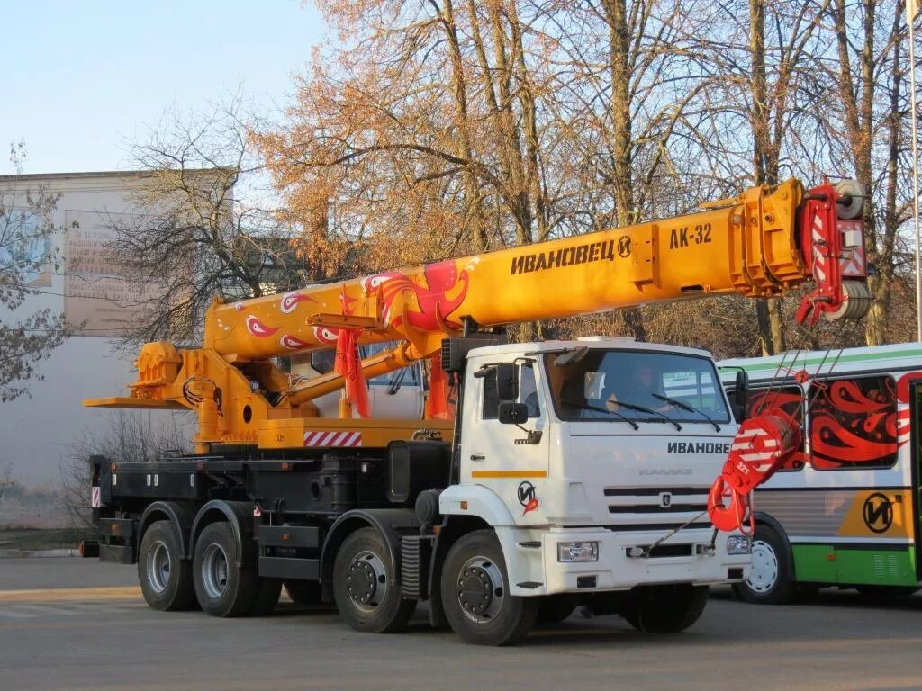 Ивановский машиностроительный завод автокран иваново. Кс-35714-10. Тфк камаз спецтехника. Автокран ивановец кс-6577к-3. Автокрановый завод балашиха.