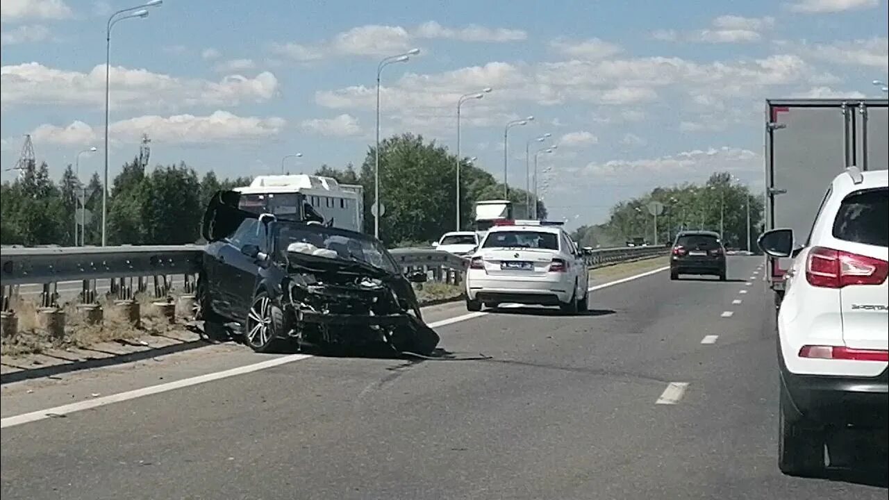 Авария на горьковском шоссе сегодня. ДТП Казань Горьковское шоссе. Авария на Горьковском шоссе Казань.