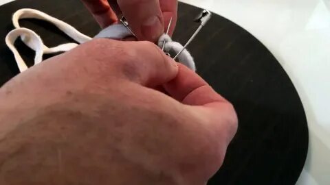 Как развязать узел на золотой цепочке тонкой