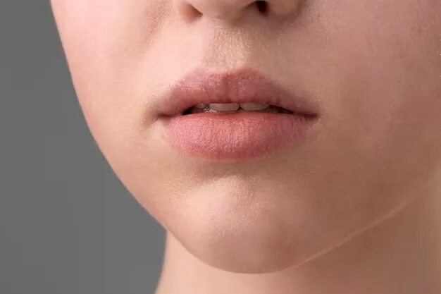 Как должны выглядеть здоровые губы The 6 most popular lip stains on Sephora