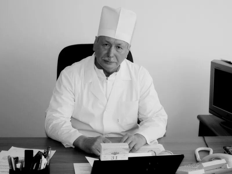 директор медицинского института