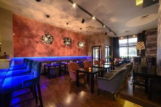 Лаунж бар новороссийск. Lounge кафе. Lounge cafe новороссийск. Город новороссийск кафе. Ресторан лаунж новороссийск.
