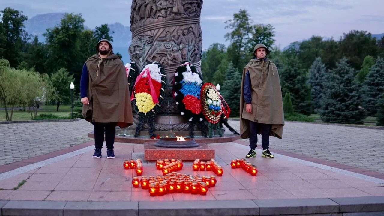 Торты на владикавказской. Анечка владикавказ августовских событий. Анечка владикавказ. Анечка владикавказ августовских телефон. Августовских событий во владикавказе.
