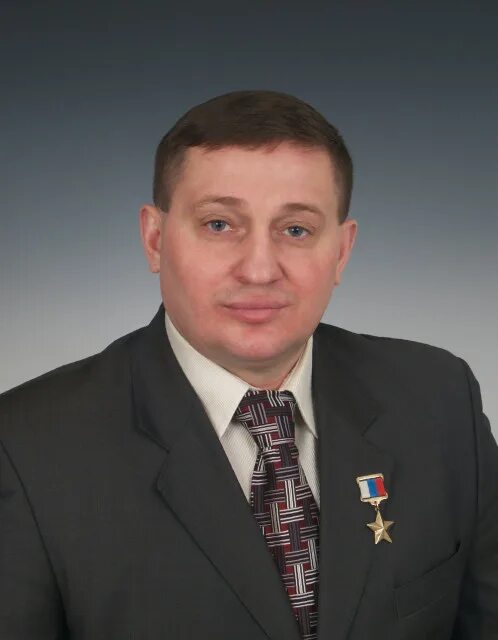 Губернатор герой. Андрей иванович бочаров. Алексей дюмин. Губернатор герой. Губернатор герой.