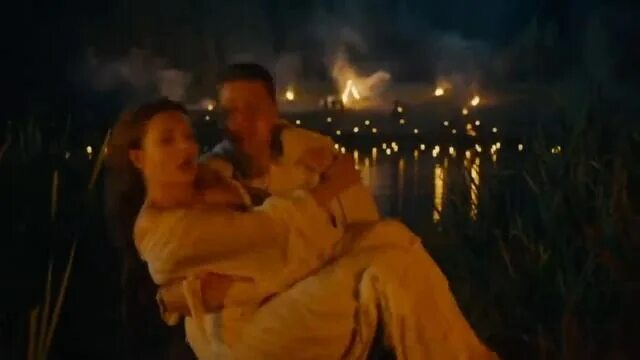 Клип давай с тобой сыграем в прятки. Archi фильм из клипа канители. Клип прятки. Хамали клип прятки. Давай мы с тобой сыграем в прятки и я тебя искать не буду.