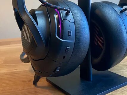 Jbl quantum ones
