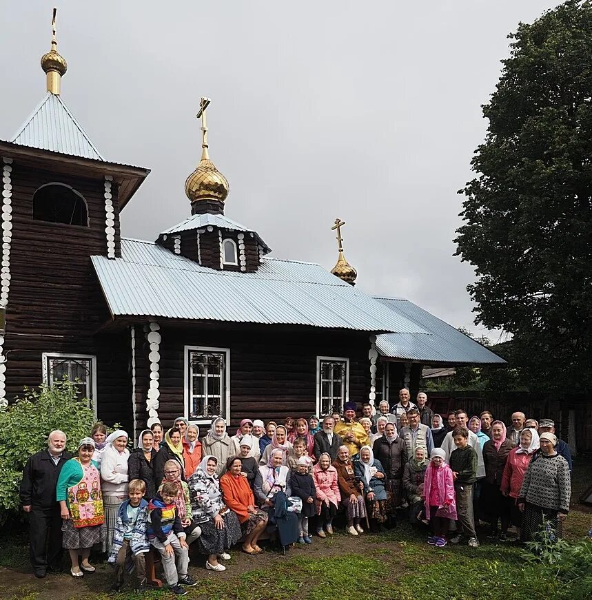 Церковь в Новоандреевке. Новоандреевка фото. Деревня Новоандреевка Челябинская область.