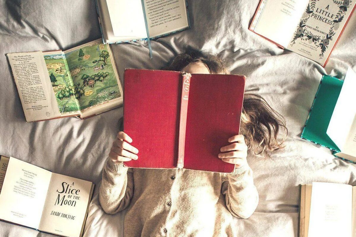 Какую книгу подарить девочке