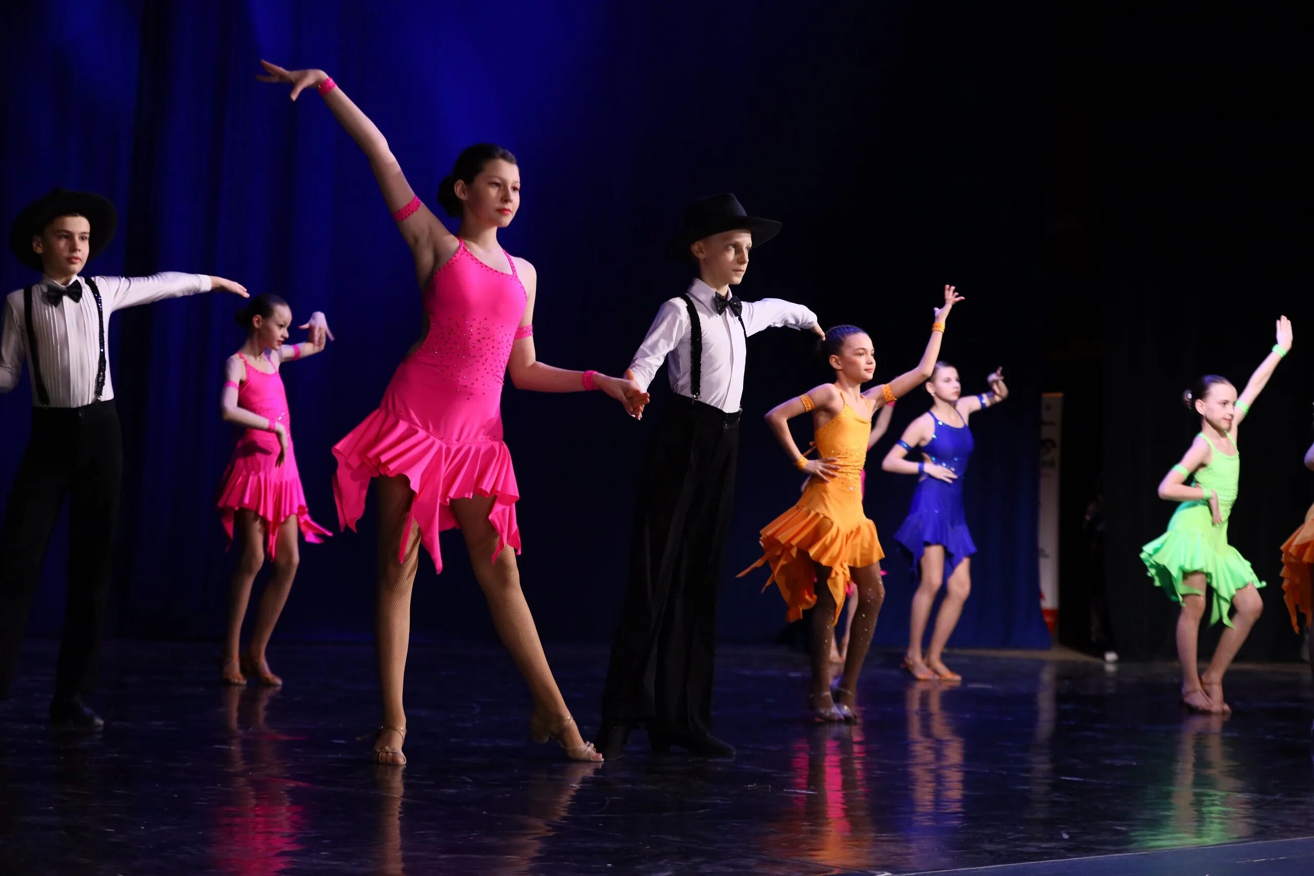 ирис школа депиляции. школа ирис. ирис арзамас салон красоты. парикмахерская ирис самара. ирис школьный.