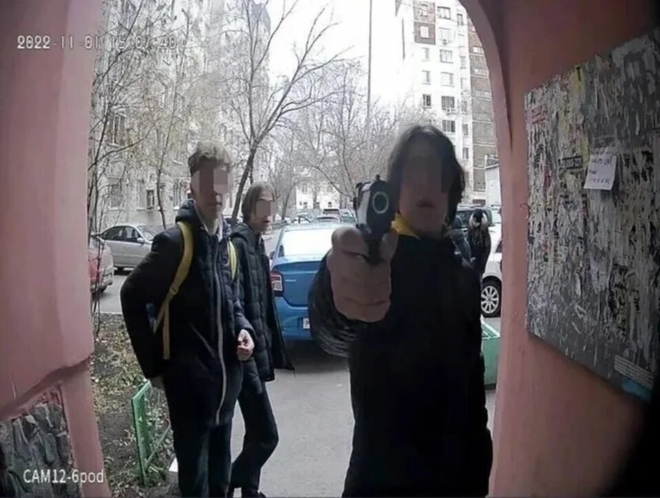 Подростки из тюмени