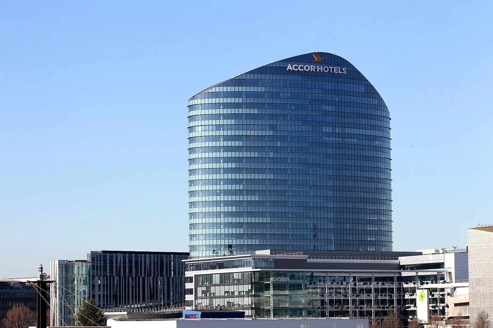 Сеть аккор. Гостиничная сеть accor. accor group гостиничная цепь. штаб квартира accor group. аккор франция.