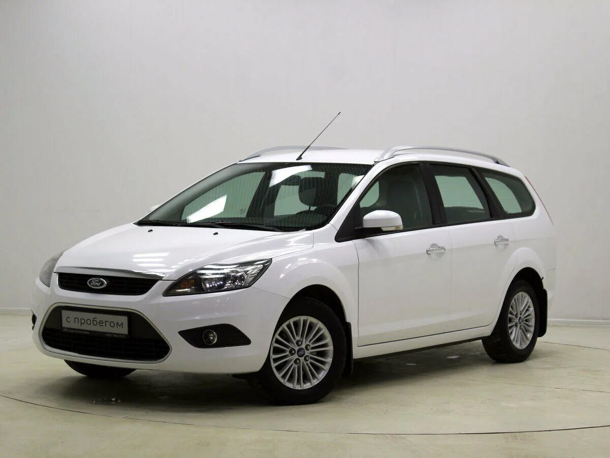 Форд 2008 универсал. Ford Focus 2010 универсал. Ford Focus 2 универсал 2010. Ford Focus 2 белый универсал. Форд фокус универсал 2010 белый.