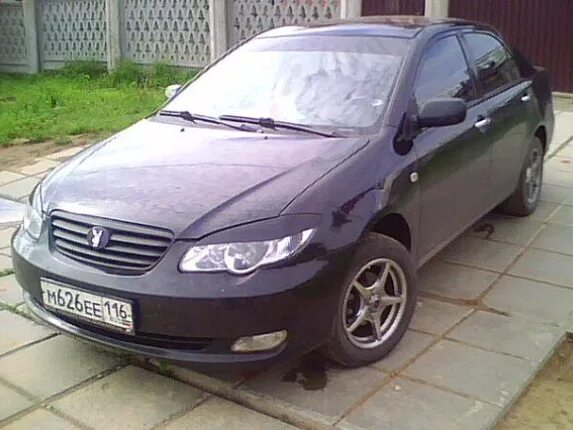 Тюнинг byd. Реснички на byd f3. byd f3 2008. byd f3 черный. byd f3 stance.