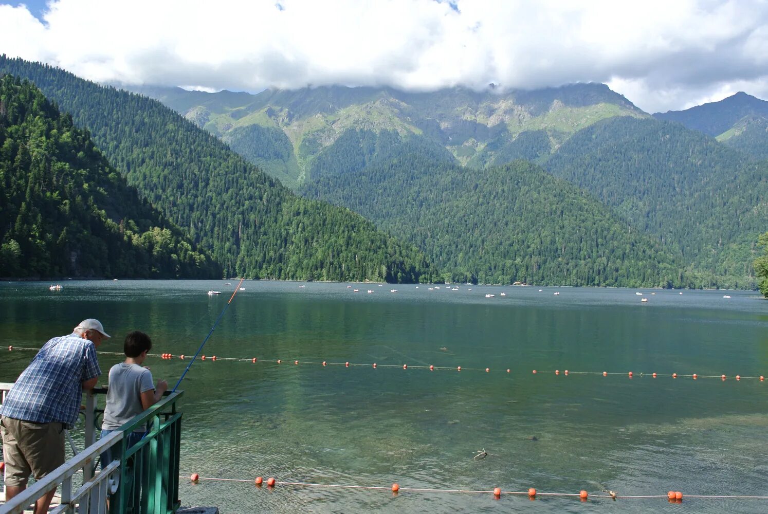 новый афон рица. озеро рица расстояние. пицунда абхазия рица. рицинский национальный парк. озеро рица сочи.