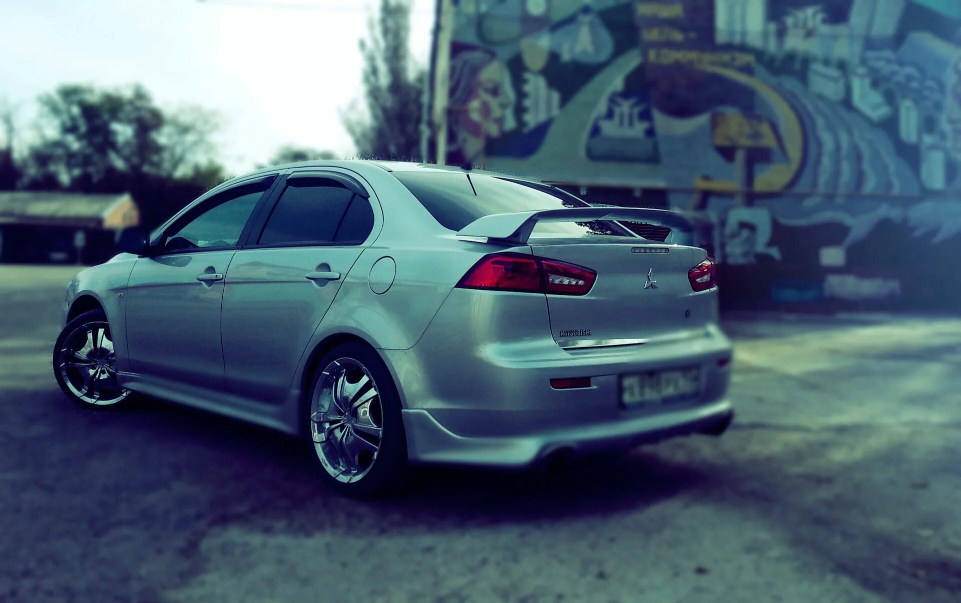 Mitsubishi уфа. Mitsubishi Lancer 2. Митсубиси Лансер 10. Lancer 2.4. Митсубиси Лансер 10 мокрый асфальт.