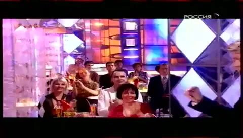 у солдата выходной блестящие. у солдата выходной блестящие. у солдата выходной блестящие. у солдата выходной блестящие. солдат по городу.