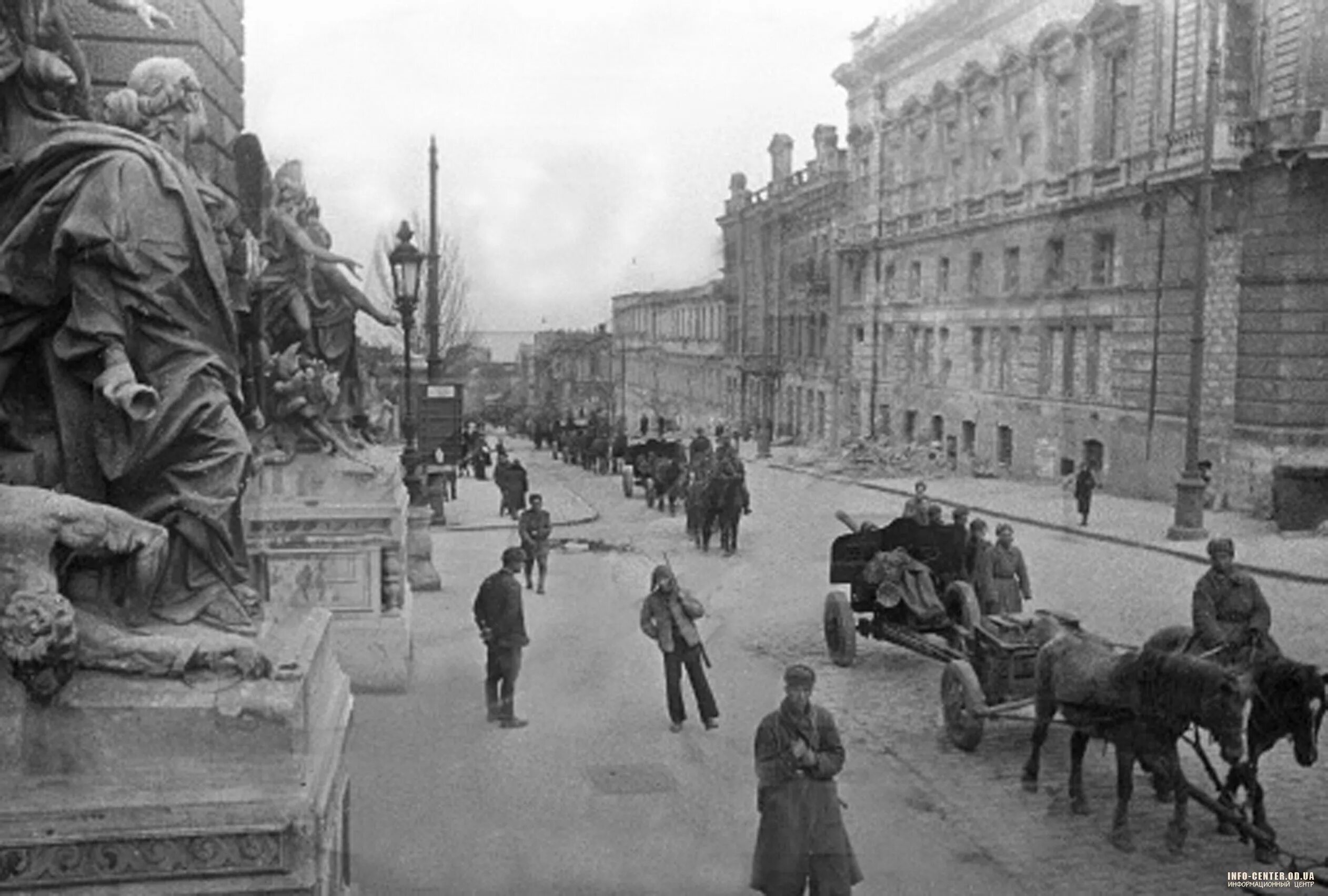 Одесские войска. Одесса в 1944 году. Одесса город герой 1941.