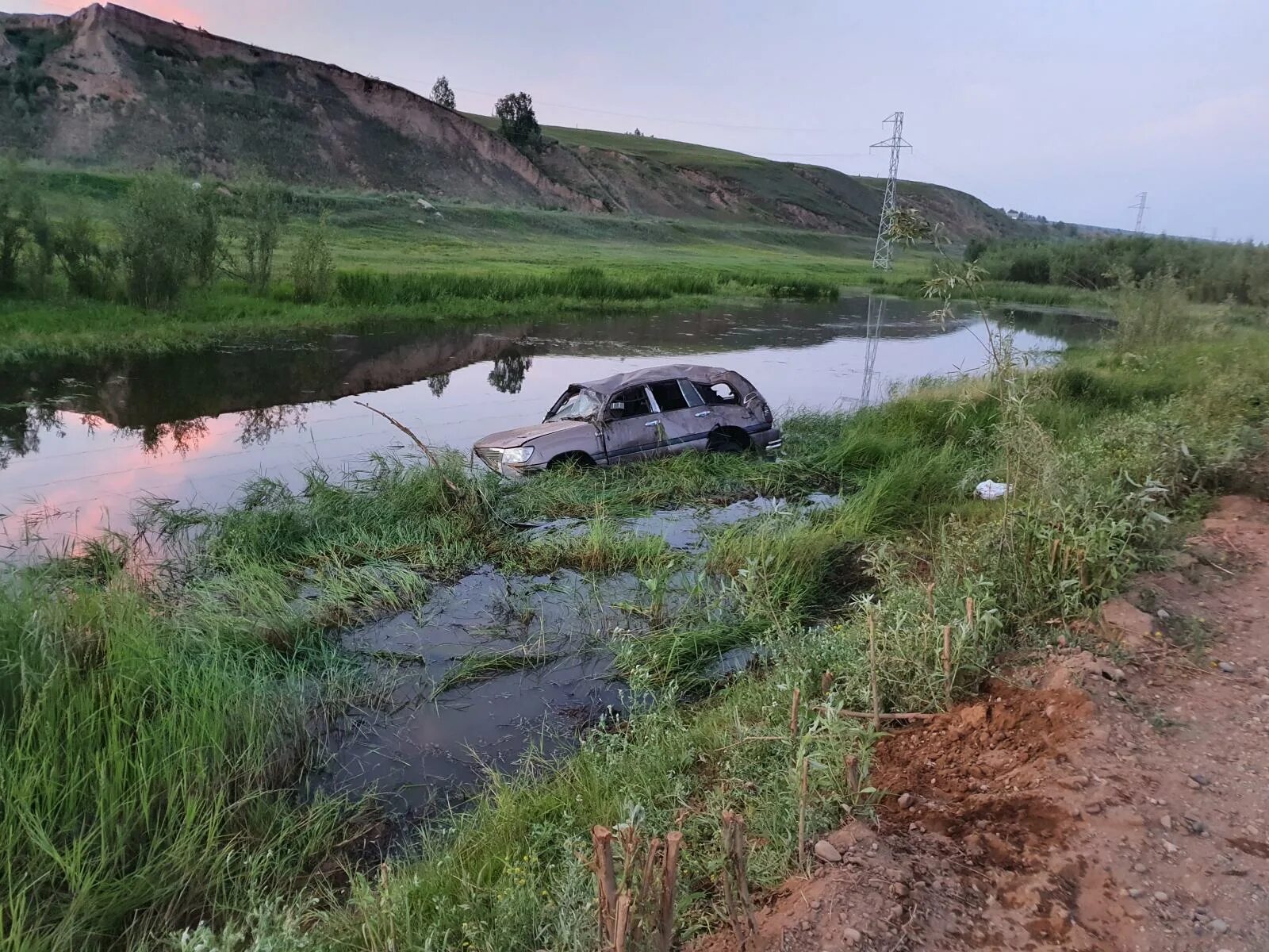 Погода олекминск якутия. Олёкминский район Республики Саха Якутия. Олекминский район Сунтар. Водоемы Олекминского района. Якутск Олекминск.