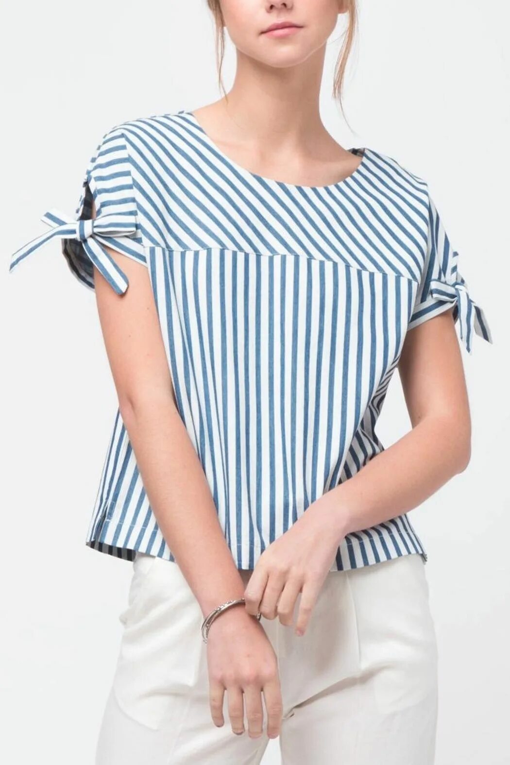SHEIN Блуза В Полоску С Длинным Рукавом И Поясом SHEIN Россия