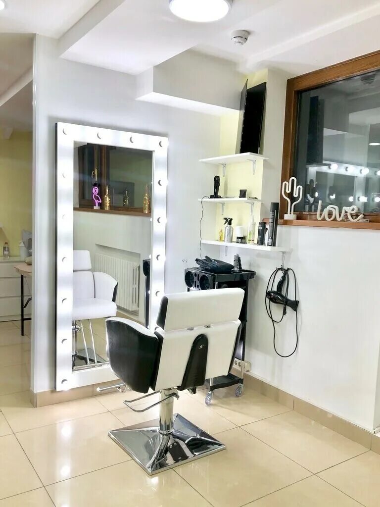 Бьюти бар Ярцевская 34. Beauty Bar салон красоты Москва. Парикмахерская из однокомнатной квартиры. Бьюти бар в парикмахерской. Москва салон красоты бьюти секрет