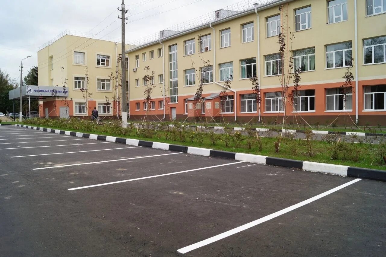 Коломенская областная. Хирургический корпус Коломна. Коломна ЦРБ новый хирургический корпус. Старый хирургический корпус Коломна. Территория больницы.