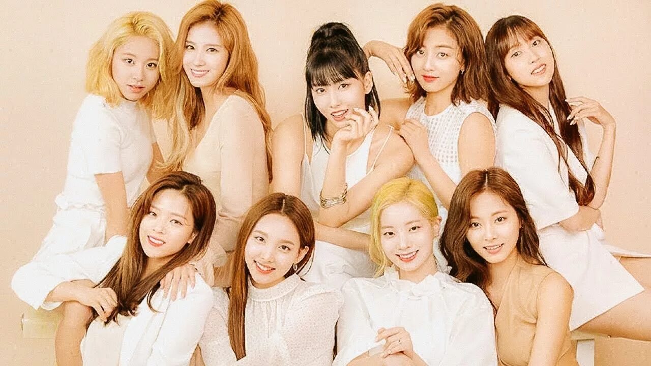 Twice be as one. Группа твайс участницы. группа твайс 2025. твайс 2025. twice kpop.