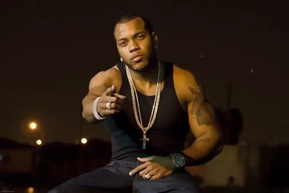 Как получить райда. Флорида рэпер. флоу райда. timbaland and flo rida. фло райда фото.