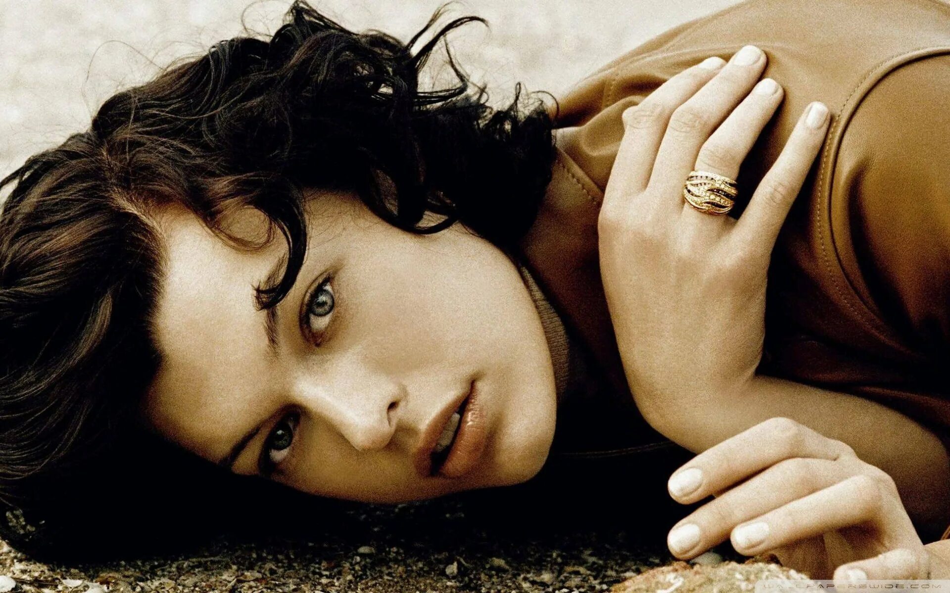 Milla jovovich
