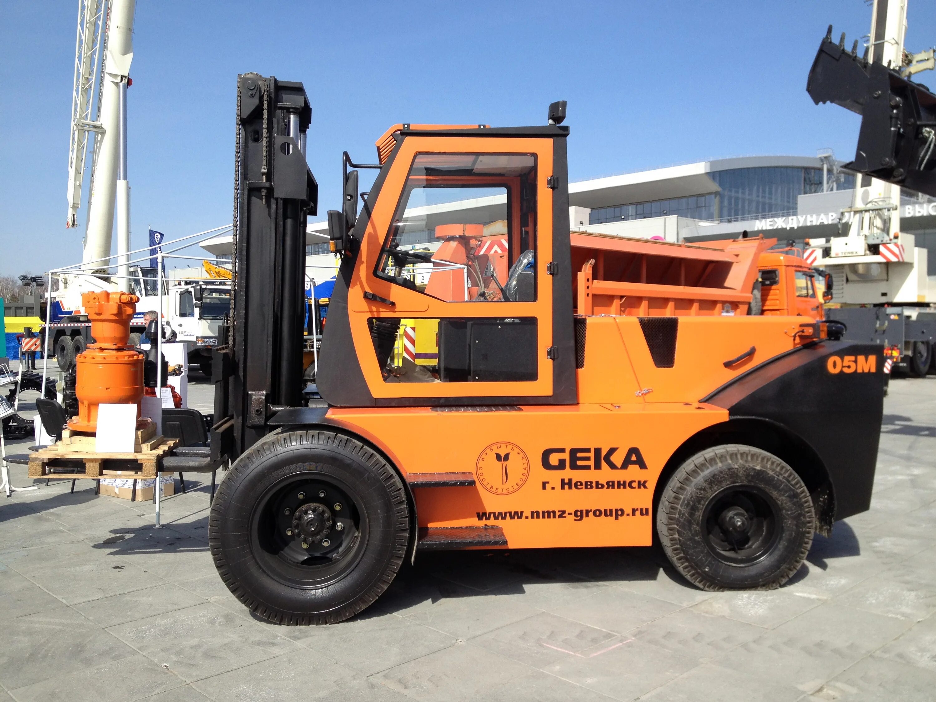 Aurora forklift fd50t-xngp2 фото. Jac cpqd 35 бензиновый погрузчик. Yale погрузчик электрический. Cpqd 20. 25l-7sa погрузчик вилочный hyundai.