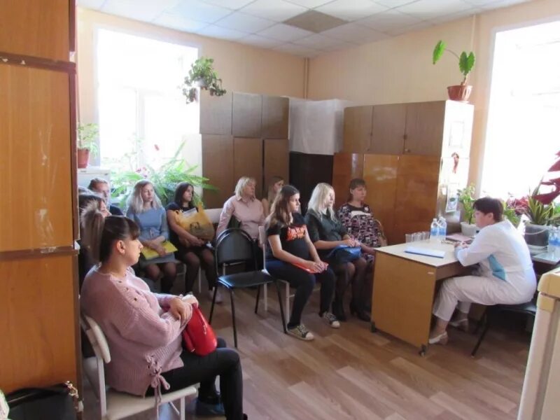 Семашко елец телефоны. Бюст семашко. Елецкая городская больница 1 им семашко поликлиника. Больница семашко елец. Онкологи елец семашко.