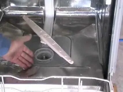 Как полностью слить воду из посудомоечной машины