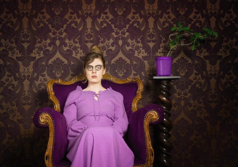 Женщина старая дева. Одинокие старые девы. Хочу старых дев. Старая дева приколы. Старая дева рисунок.