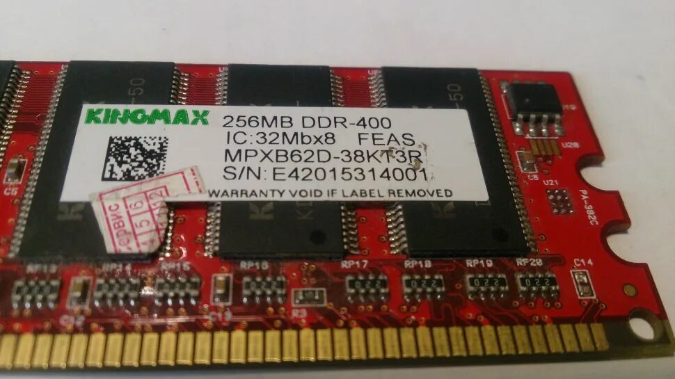 Планшет память 256. Оперативная память Kingmax DDR 400. Kingmax 256mb DDR-400. ОЗУ 256mb DDR 400. Kingmax DDR-400 ic32mbx8 fhas mpsc22d 38kt3r.