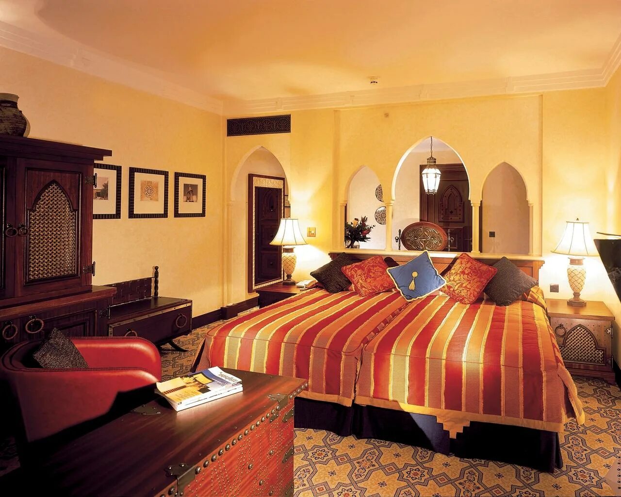 Mina a Salam Madinat Jumeirah 5. Jumeirah Mina a'Salam 5* Arabian Deluxe. Mina a Salam Hotel. Спальня в Восточном стиле.