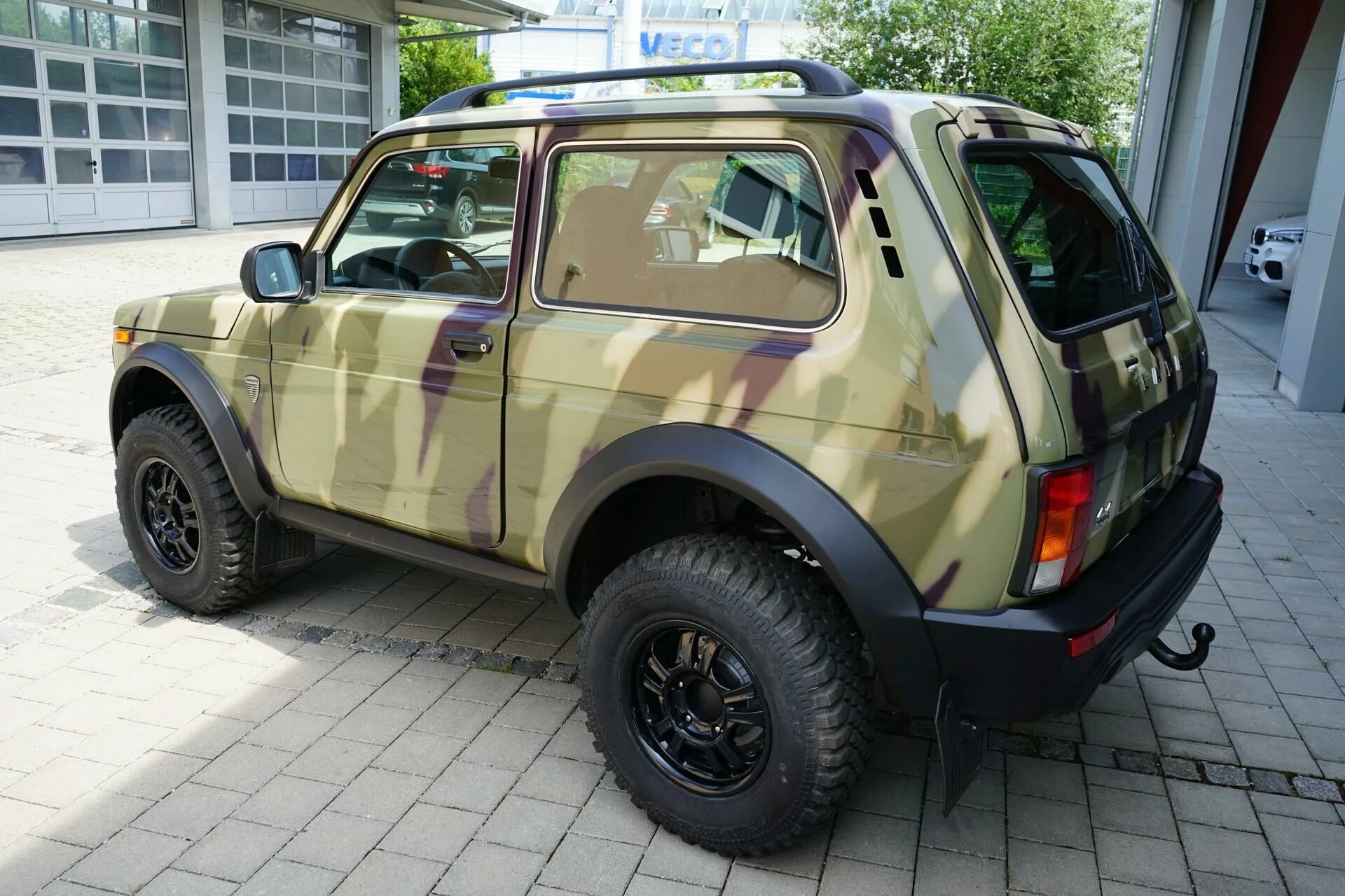 Нива бронто 2018. Шины на ниву бронто. Диски нива бронто r15. Резина нива бронто. Диски нива бронто резина 215/75/15.