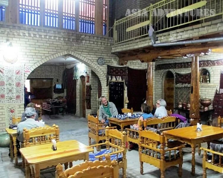 Лучшие рестораны бухары. Кафе бухара в ташкенте. Айван ресторан бухара. Ресторан андара в бухаре. Айван ресторан бухара.