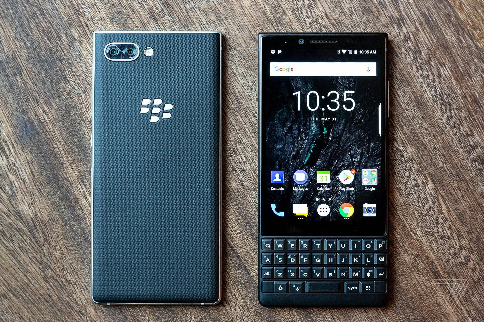 Что такое блэкберри. BLACKBERRY Key 2 128gb. BLACKBERRY key2 64gb. BLACKBERRY key2 128gb Dual SIM. Смартфон BLACKBERRY Key one 2.