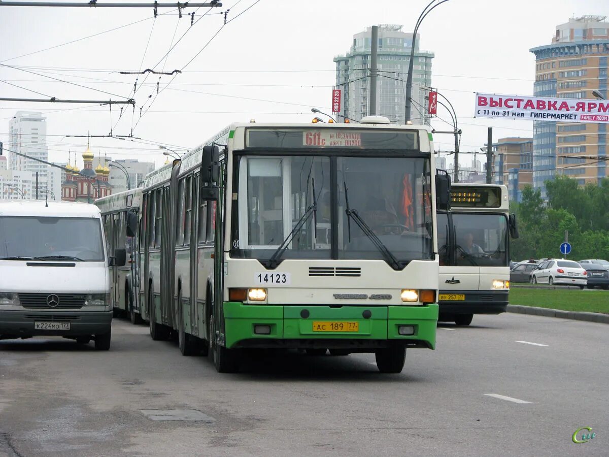 189 москва. Автобусный маршрут е10. Автобус 189. Автобус лиаз 5292 65. Автобус 189.